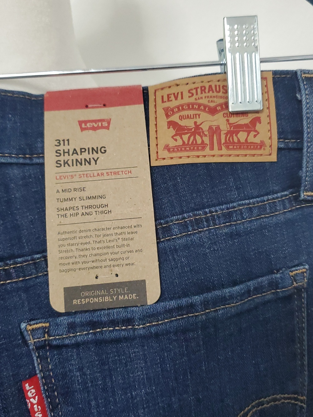 NWT Levi's 311 Shaping Skinny - 29 - Picture 2 of 7